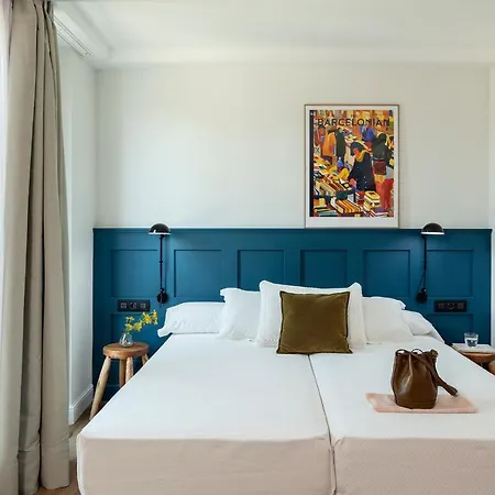 Som Nit Port Vell Guest house *