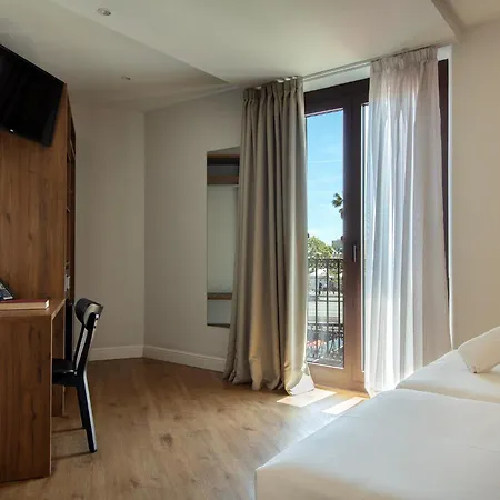 Guest house Som Nit Port Vell