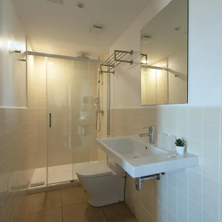 Guest house Som Nit Port Vell Barcelona