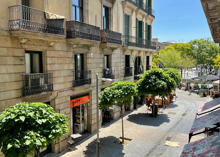 Som Nit Port Vell Guest house