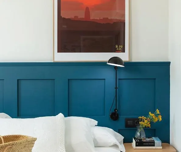 Guest house Som Nit Port Vell 4*