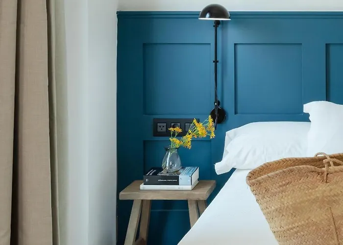 Guest house Som Nit Port Vell 4*