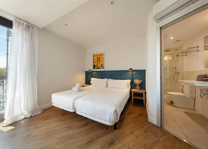 Guest house Som Nit Port Vell 4*