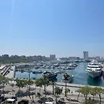 بيت ضيافة Som Nit Port Vell