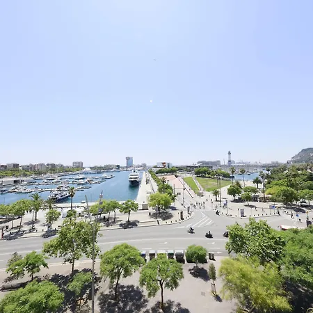Som Nit Port Vell 招待所 4*